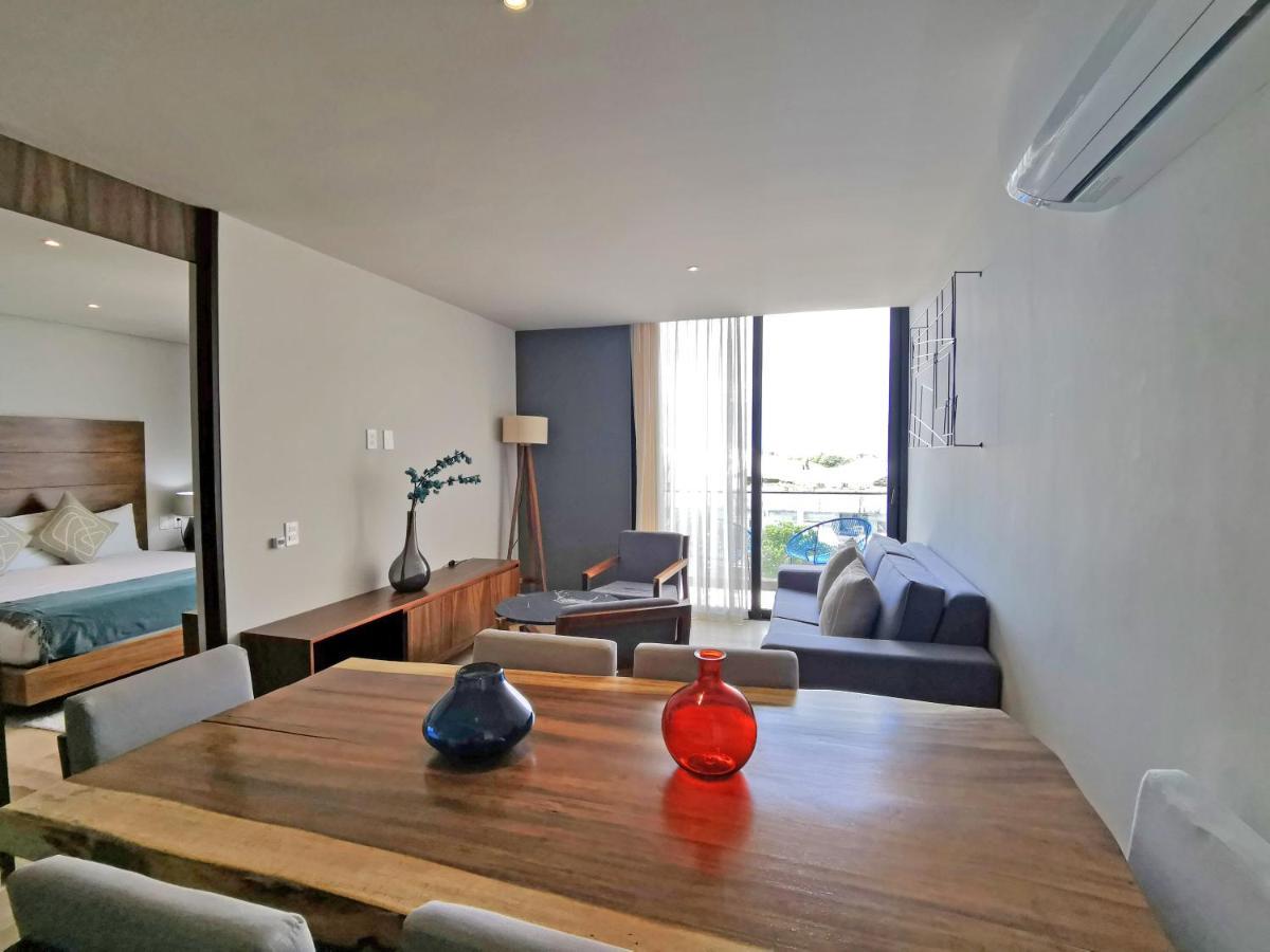 Luxury One Bedroom Apartment - Partial Ocean View