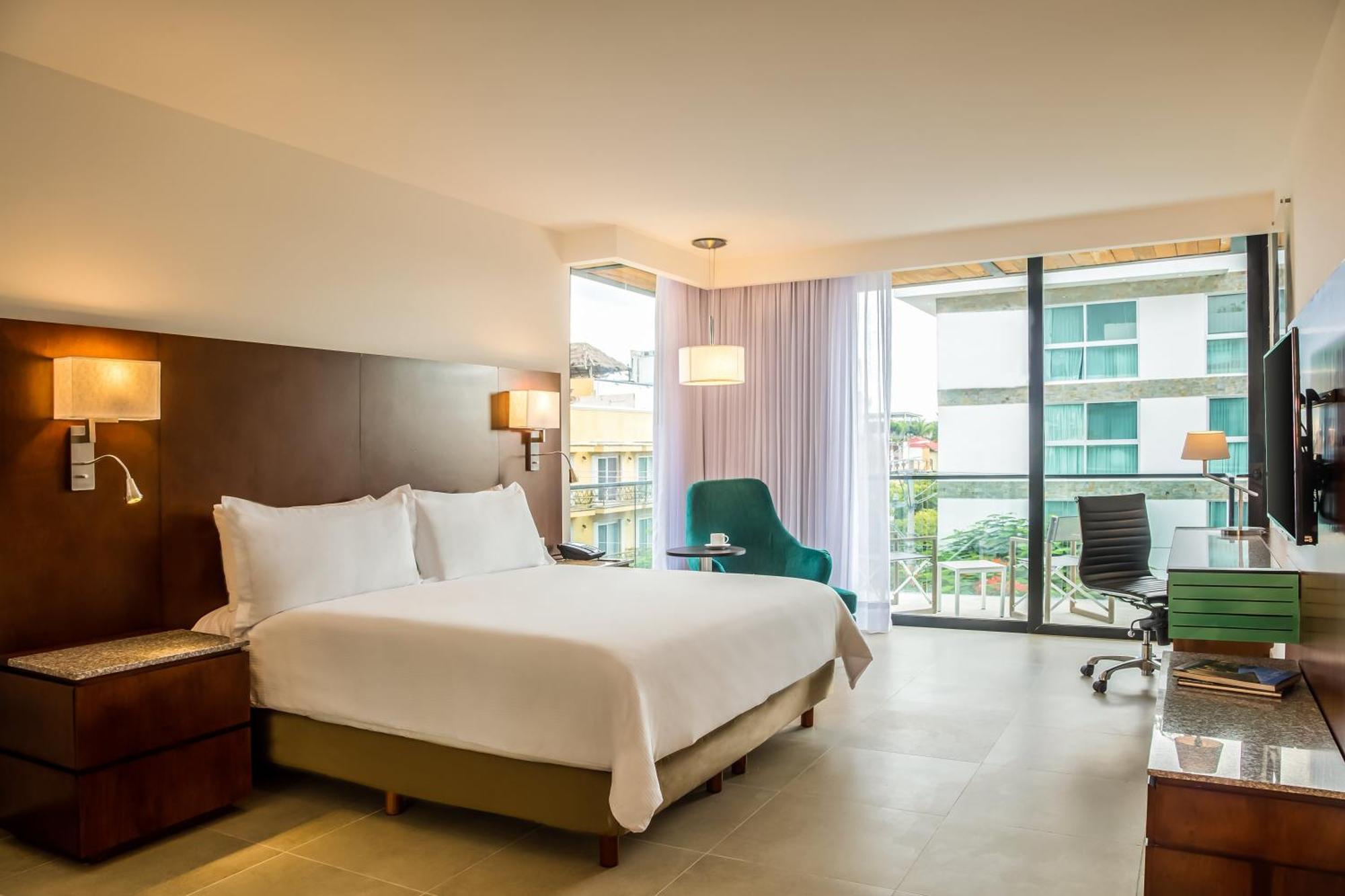 Superior King Room