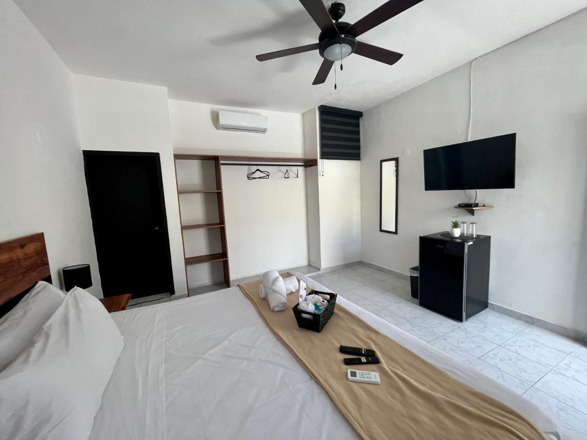 Deluxe King Suite,1293019564:JPEG
