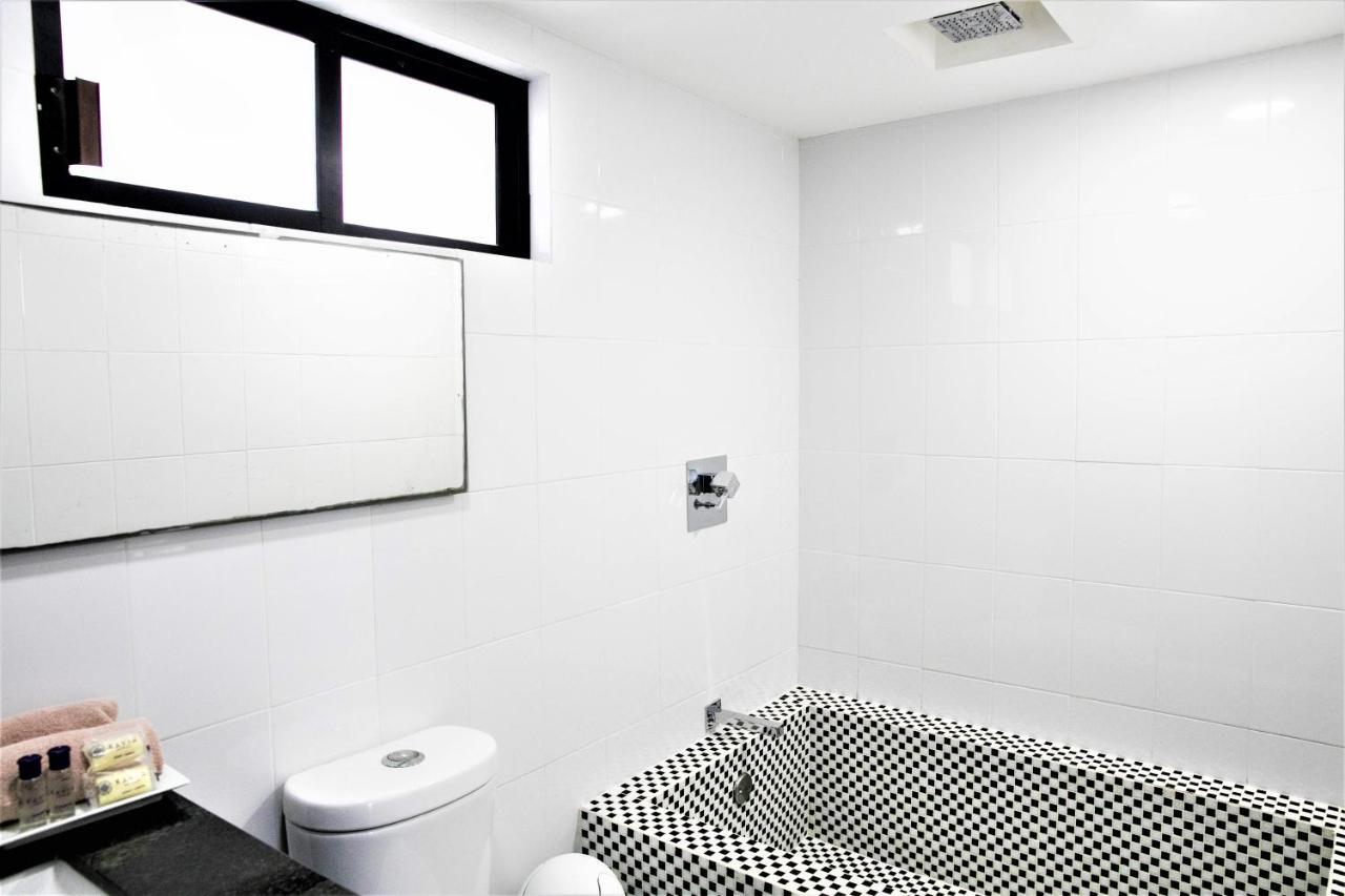 Deluxe Room,1417012017:JPEG