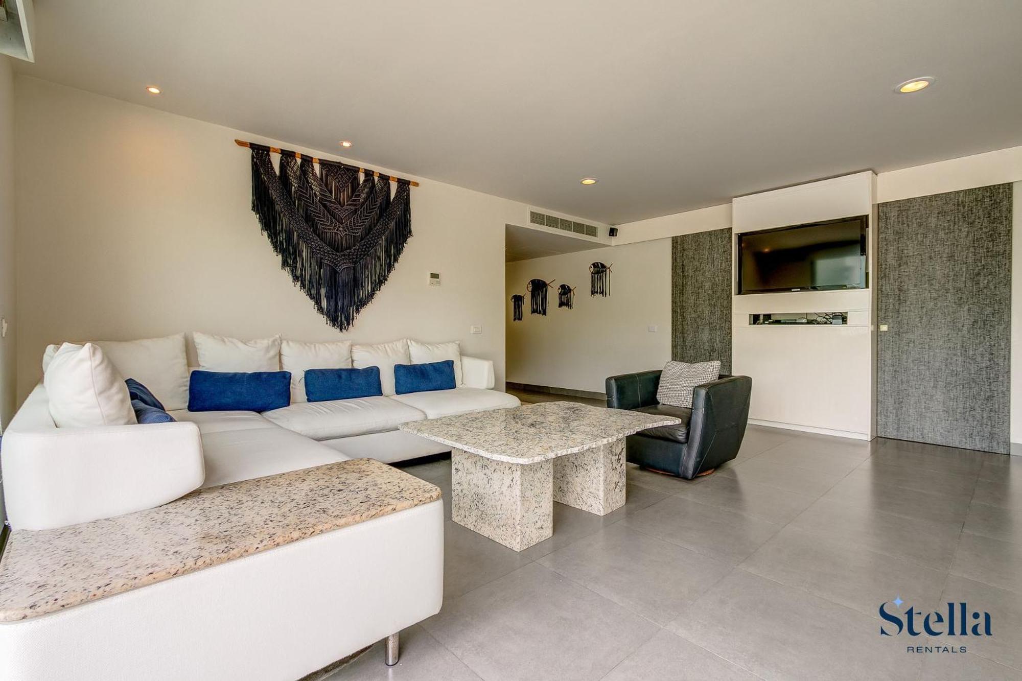 Three-Bedroom Apartment,1521458353:JPEG