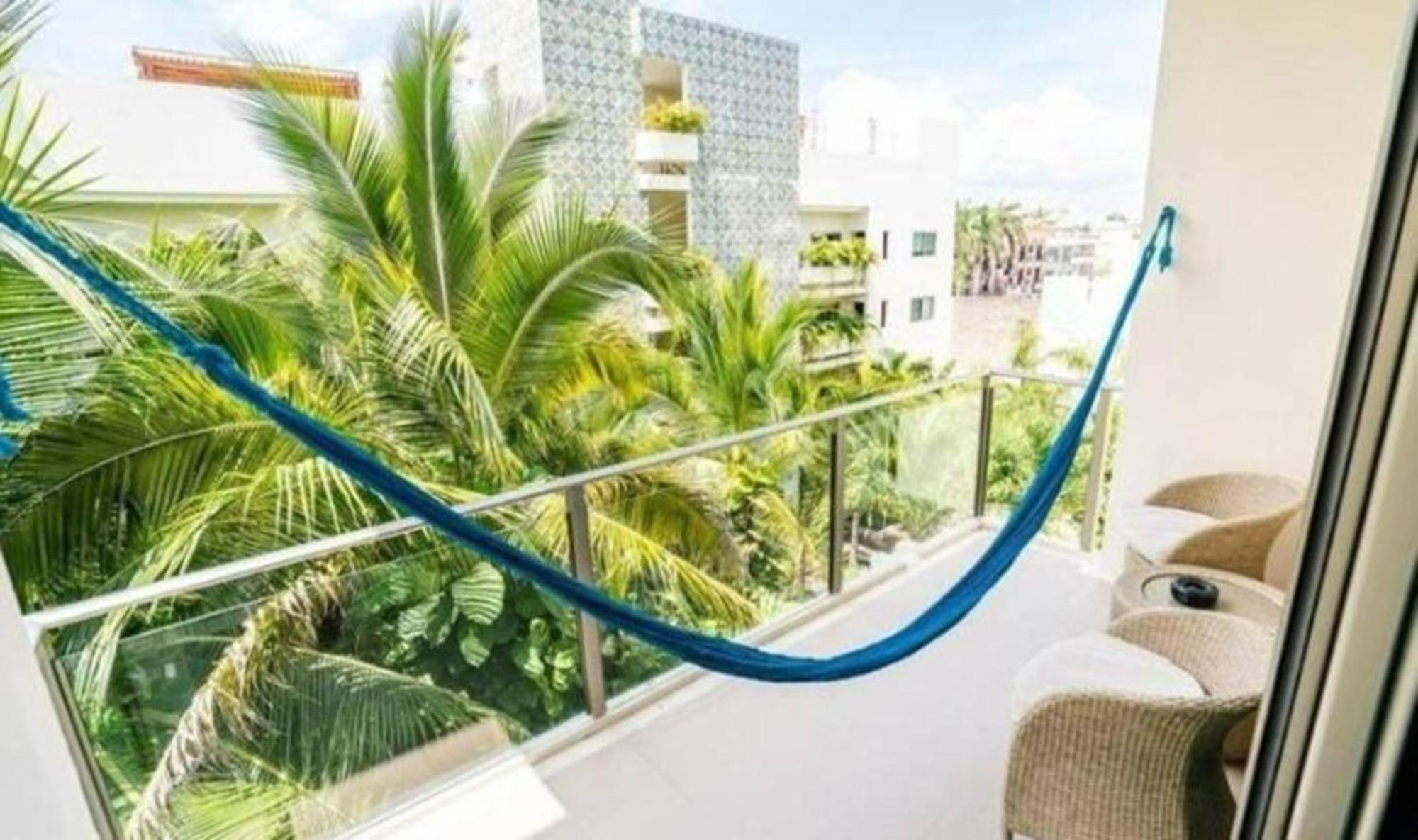 Suite,1542977155:JPEG