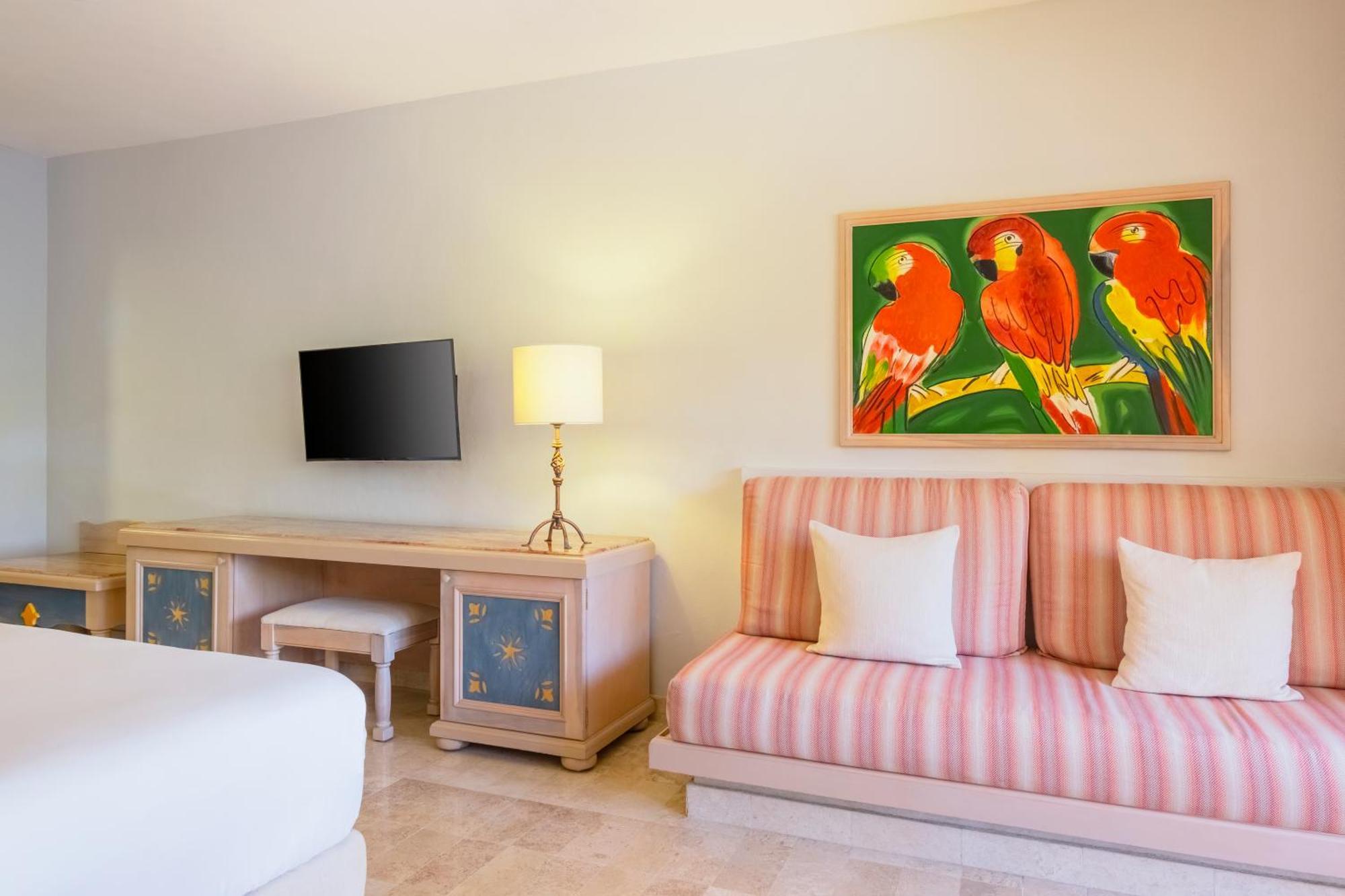 Premium Tropical View,1681765936:JPEG