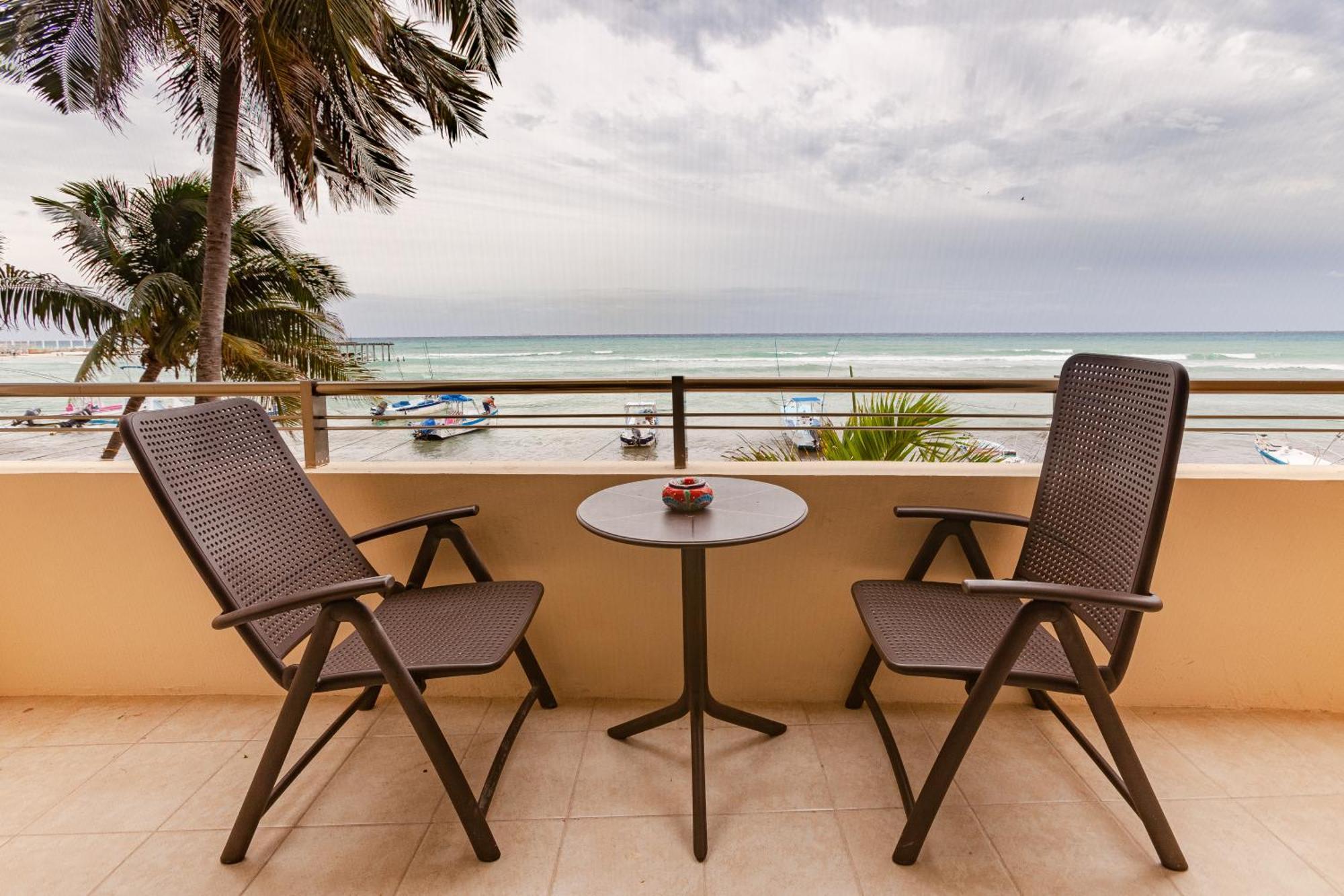 Three-Bedroom Loft Apartment with Ocean View