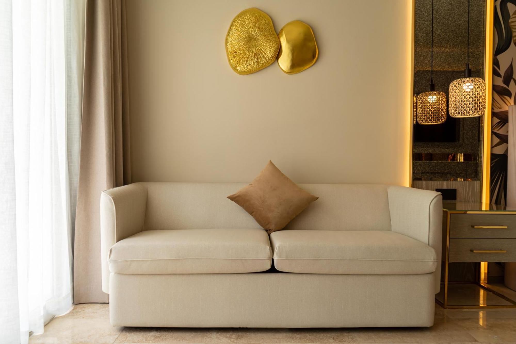 Deluxe Junior Suite