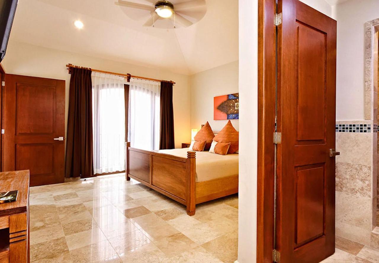 Suite Superior de 1 dormitorio con vistas al océano - 1 cama extragrande - No fumadores