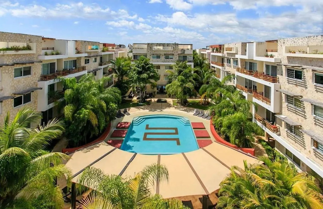 Sabbia Condos-1