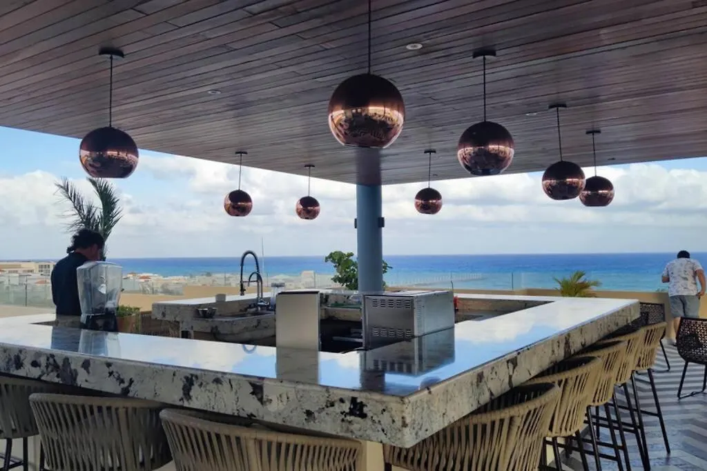 Singular Joy Condo Hotel A Pasos Del Mar-1