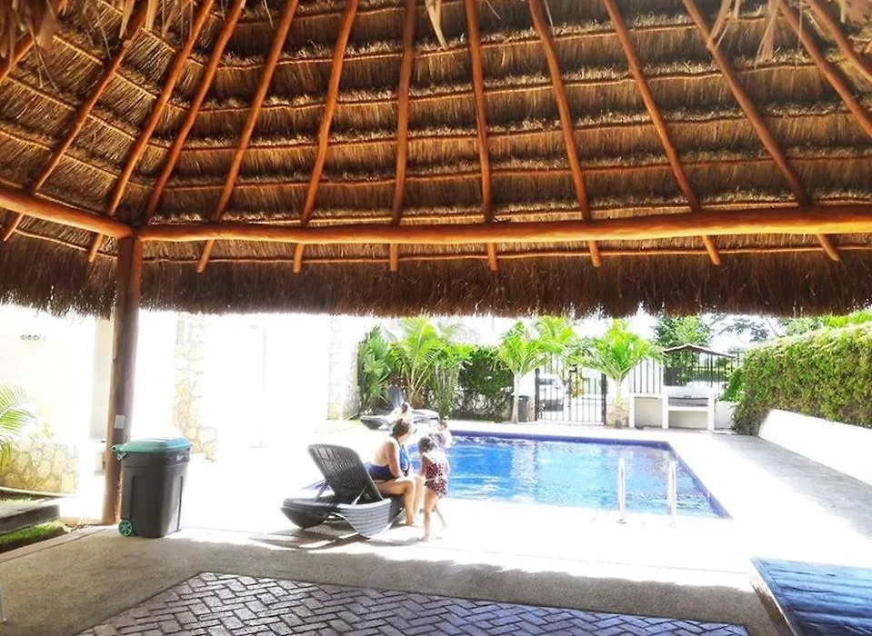 Apartamento En Fraccionamiento Privado 6 Personas, 5 Camas, Piscina cerca de la Playa-1