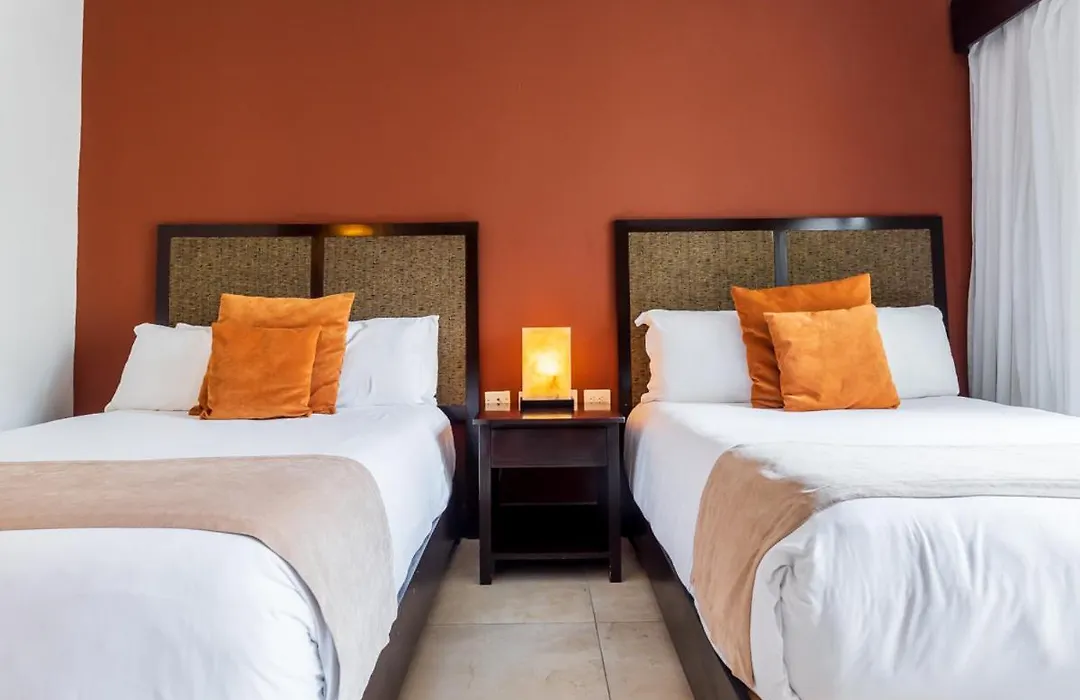 Aldea Thai - Mamitas Beach - 6 Pax-1