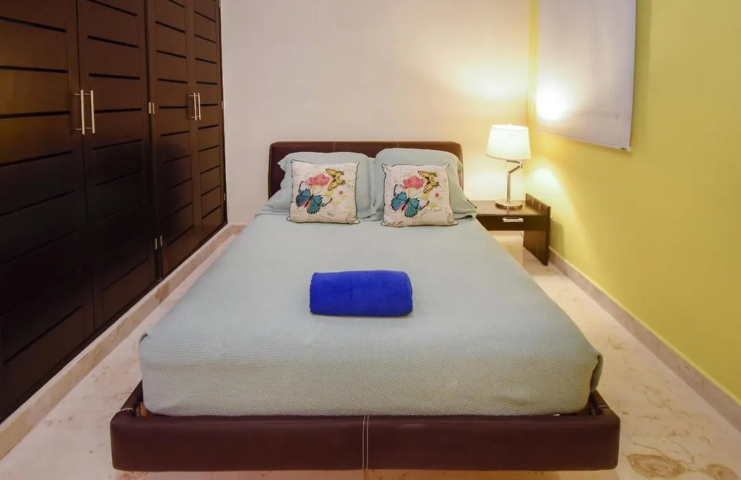 Unbelievable Rates For 2 Bedr Oceanfront Luxury At El Faro Surf 304-1