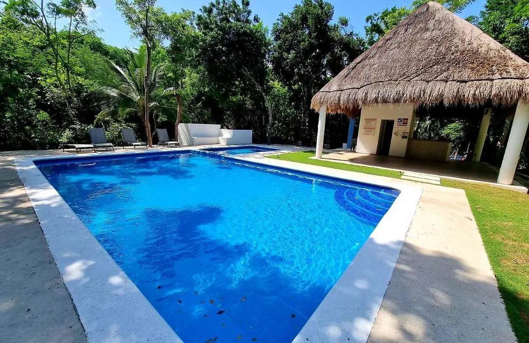 Casa Kuuxum In Playacar Pool ,Tennis, Ac, Beach ,5Ta, Sleeps 14-1