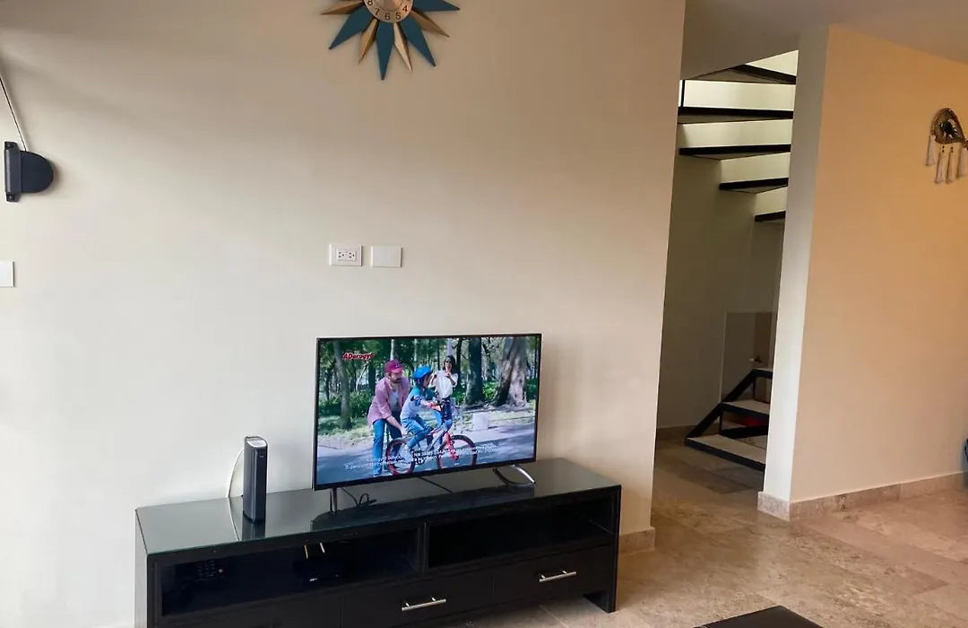 Penthouse Arenis 503 A Unos Pasos De La 5 Av-1