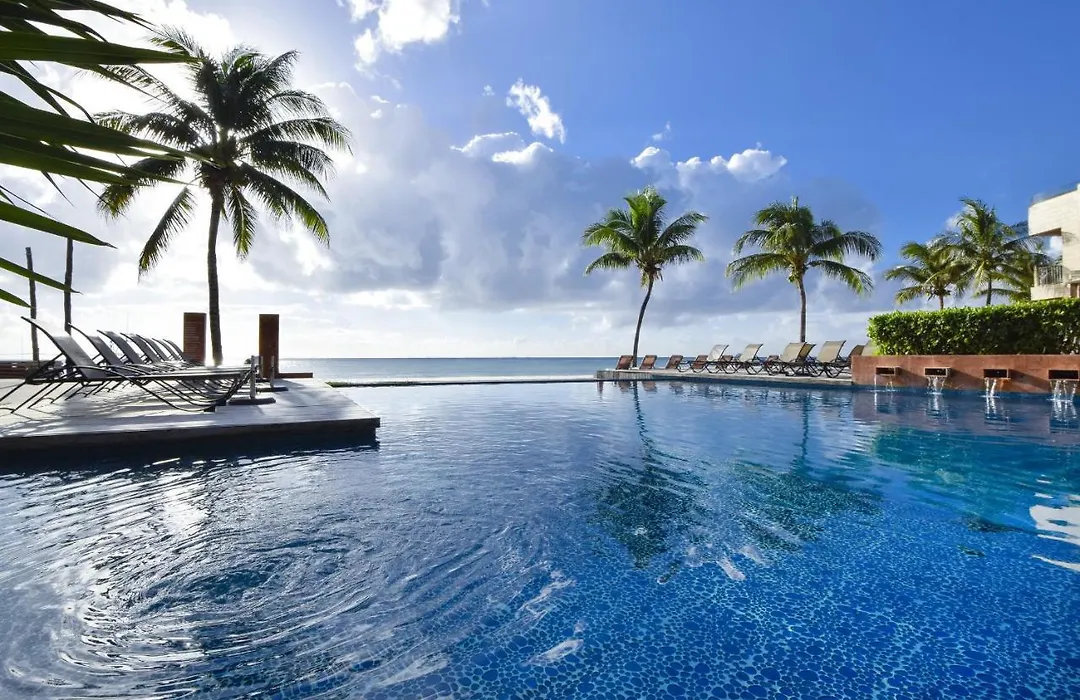 Oceanfront Penthouse Condo With Private Rooftop Pool El Faro Coral 401-1