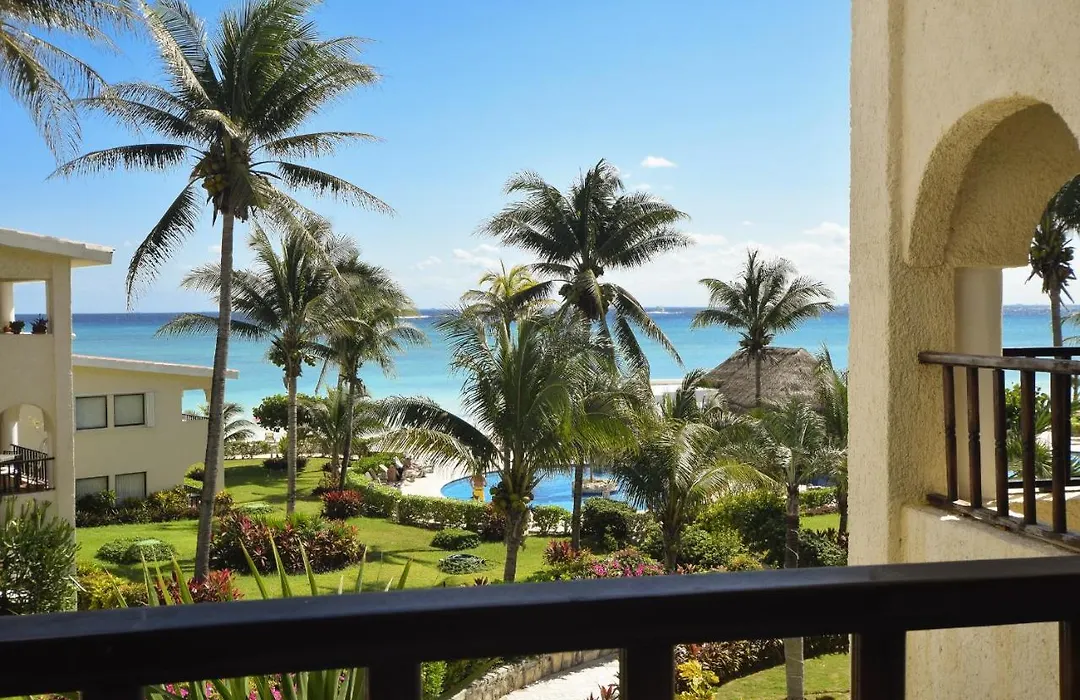 2 Ocean View Terraces Spacious Split Level 3 Bdrm 3 Bath Xh7117-1