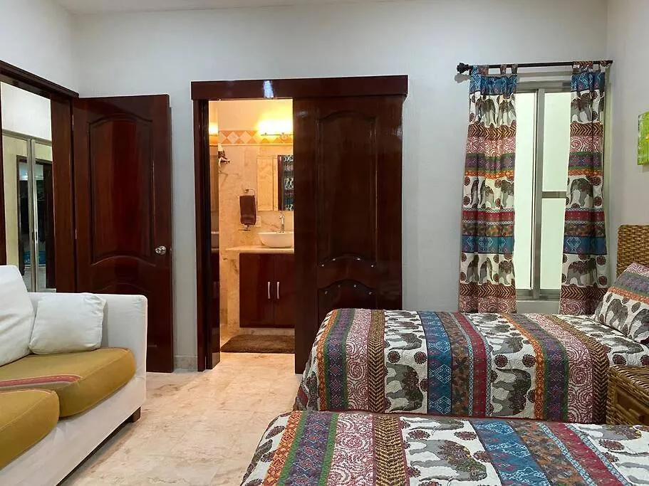 Waterfront 3 Bedroom Spacious Condo-1