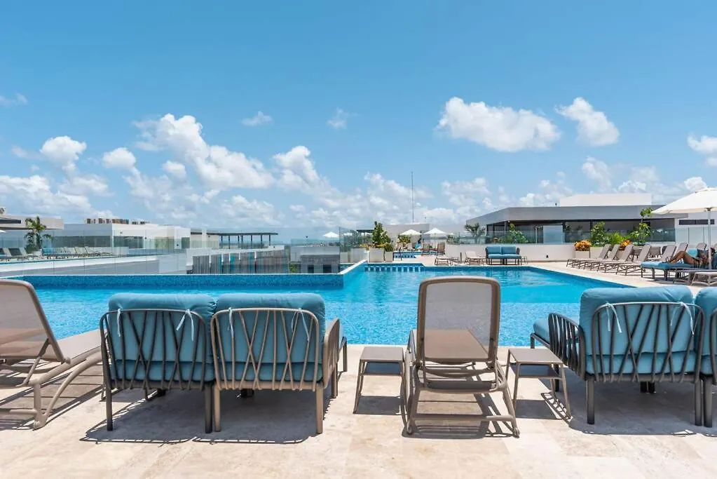 Top Central Location, 100Mb Wifi And Ocean View-1