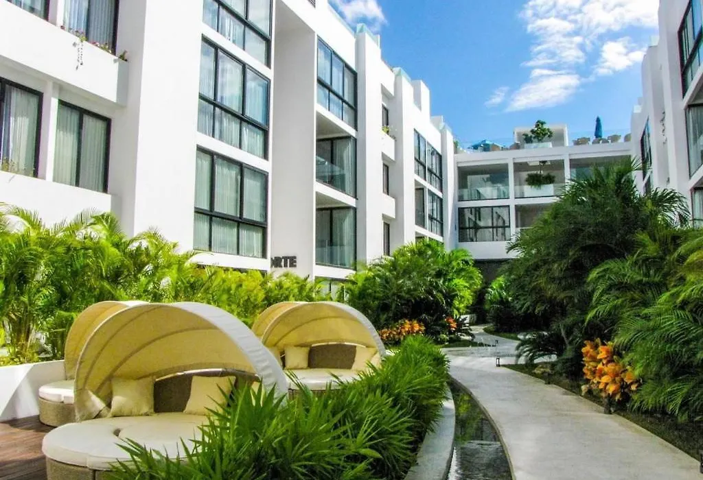 Private And Calm 2 Bedroom Penthouse For Families-1