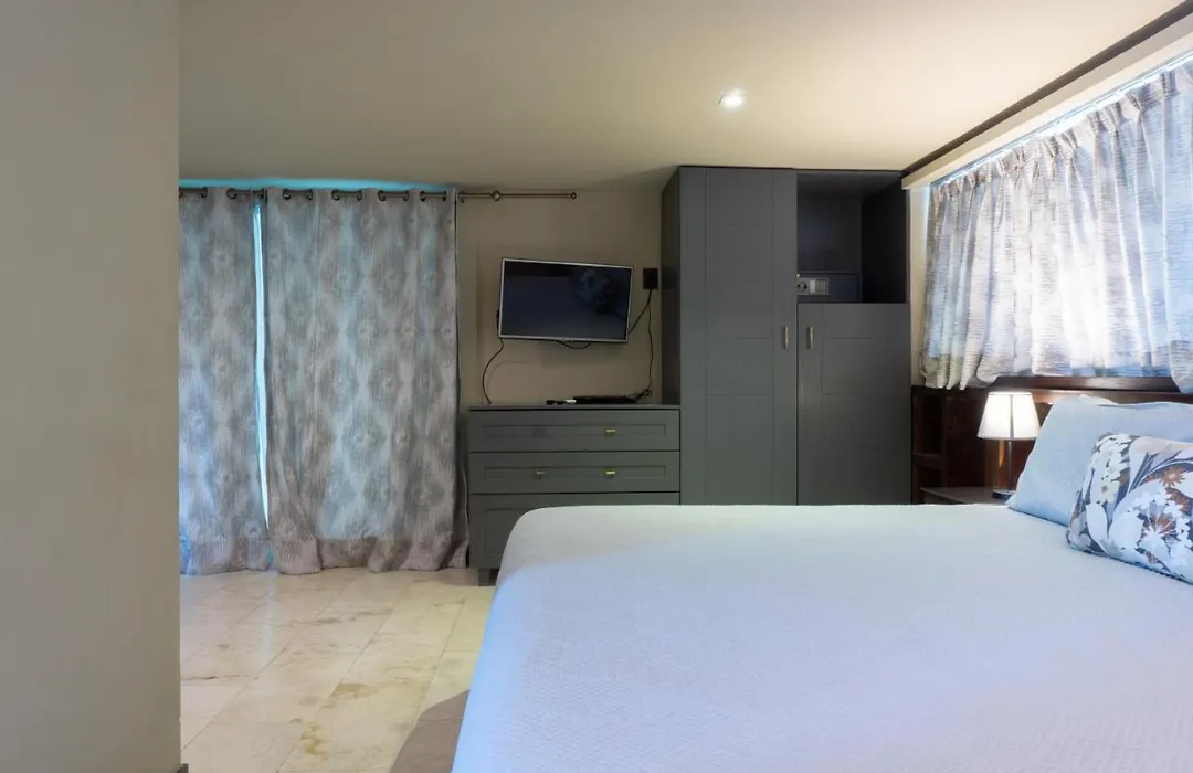 Oceanview Lotus 8 Playa Del Carmen-1