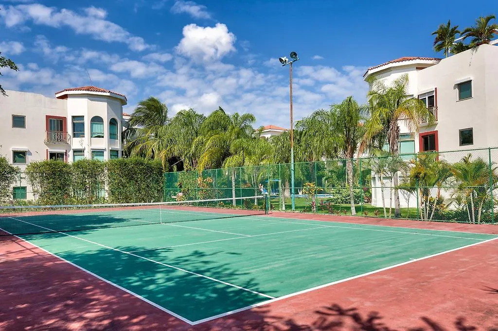 Paseo Luxury Suites-1