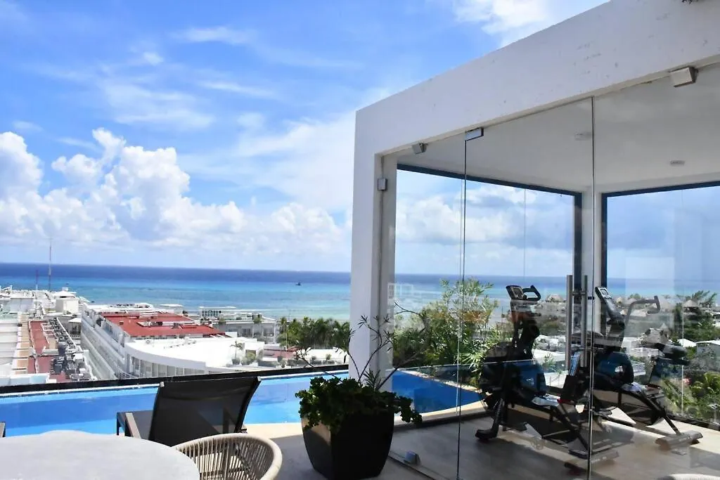 Luxury Apartment Only A Few Steps From 5Th Av At One Paralia-1