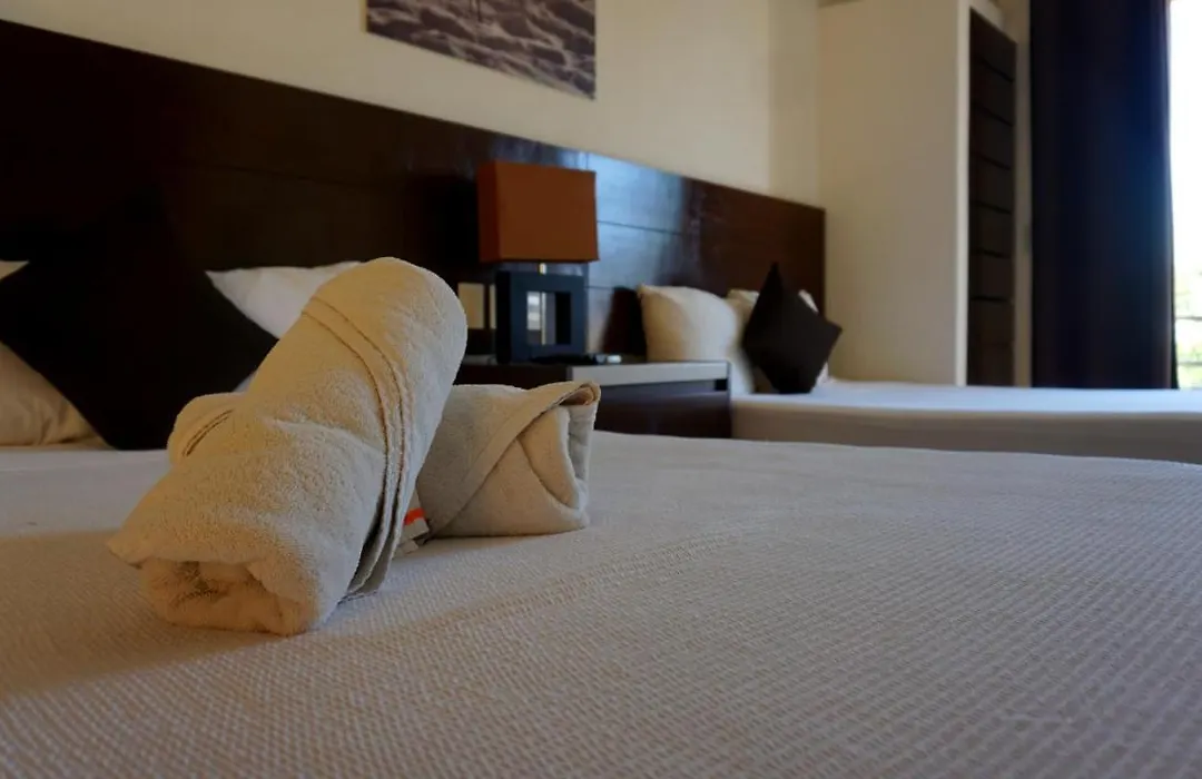Hotel Eleven-1