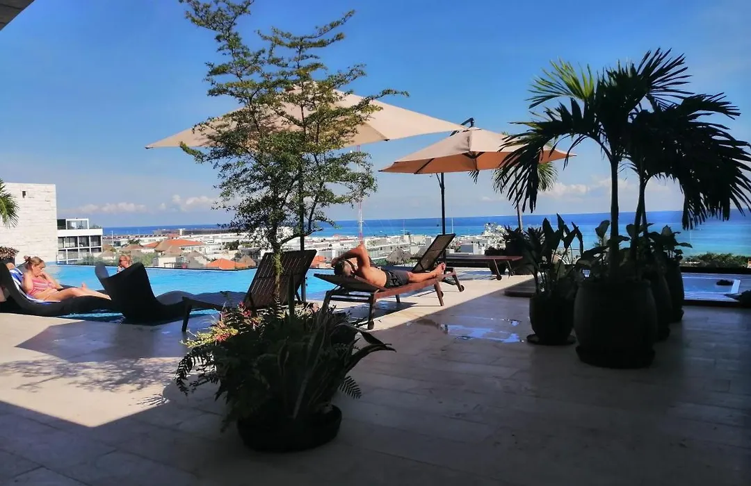 Luxury Suites , Calle 14Th-1