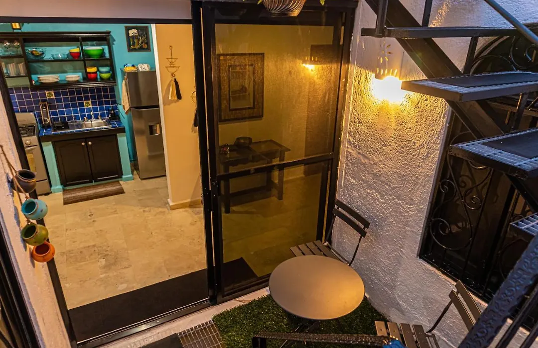 Best Loca! Lux Sunroof Penthouse. Mod. Amenities-1