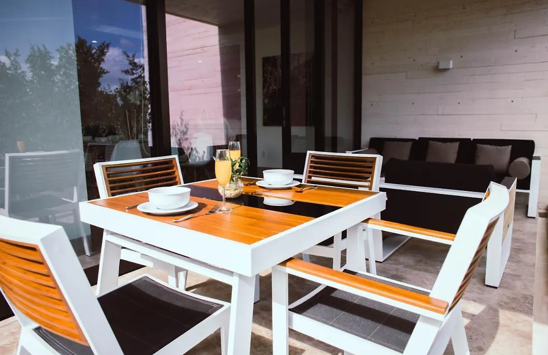 New And Spacious 3 Bedrooms In Playa Del Carmen-1