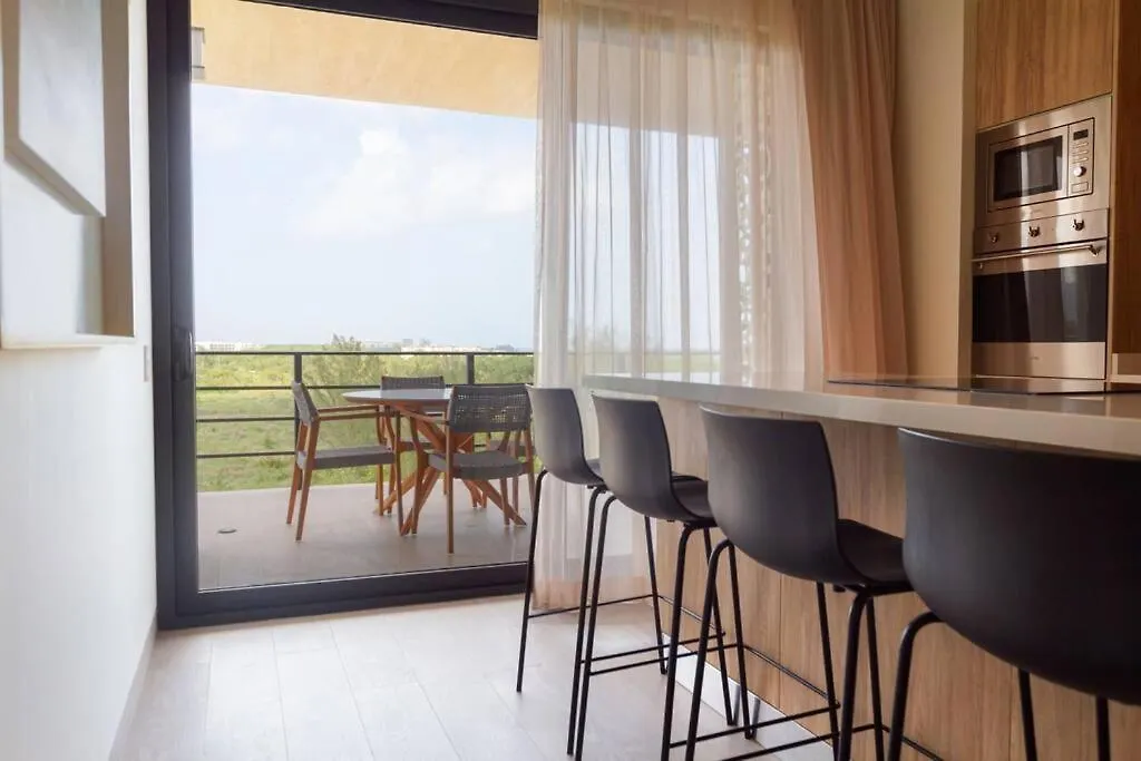 Luxury 1Br Ocean View From The Balcony And Rooftop-1