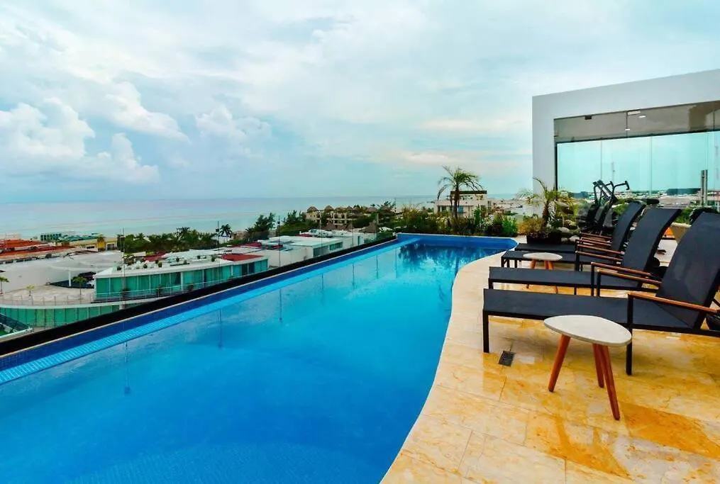 Top Location With Ac Pool Gym Rooftop 100Mb Wifi-1