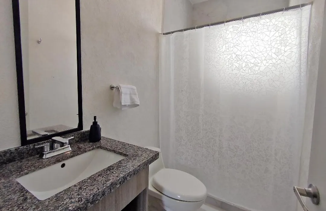Exclusive 3 Rooms And Pool 10 Minutes From The Beach-1