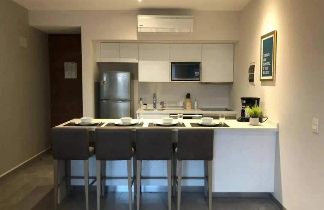 Incredible Apartment 8 Pax Near The Top Beach-1