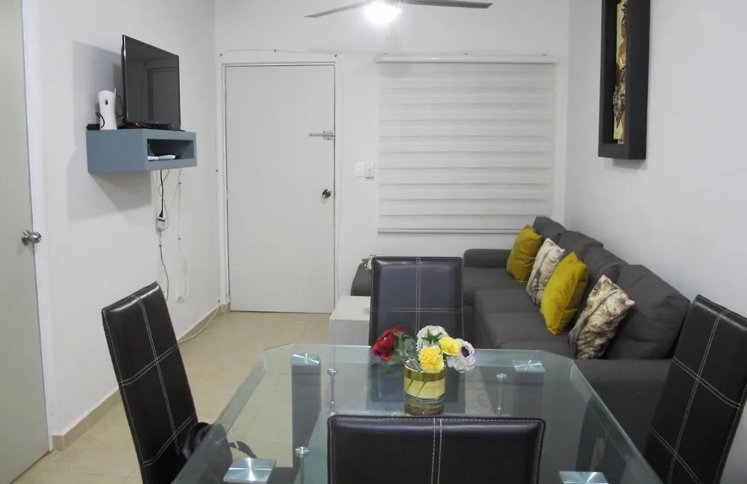 Departamento De 2 Recamaras En Playa Del Carmen-1