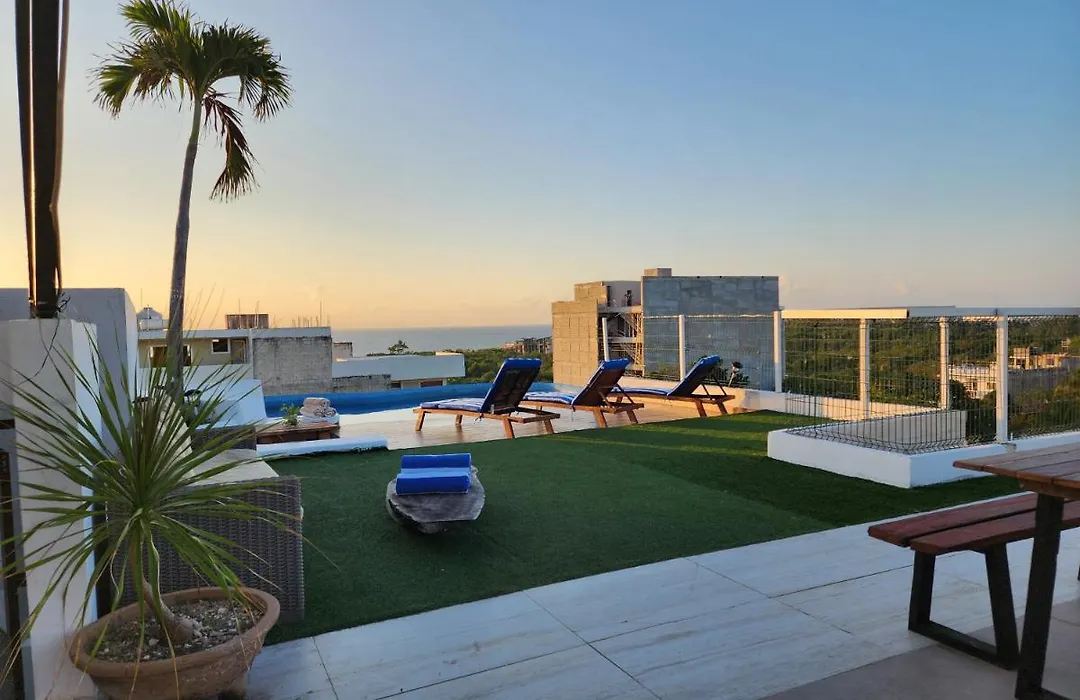 Suite Near From The Beach And Rooftop Ocean View 02-1