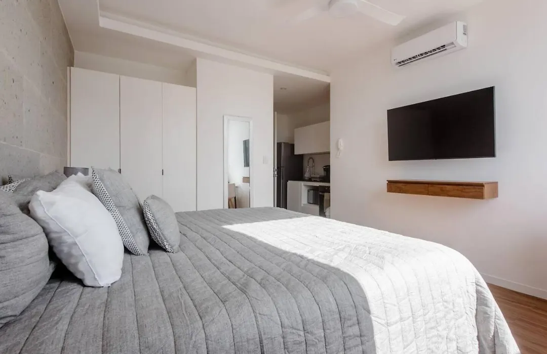 Great Located Modern Studiosea View Rooftop Pool-1