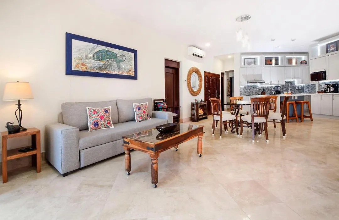 Oceanfront Condo Luna Encantada With Pool And Great Rates Luna A2-1