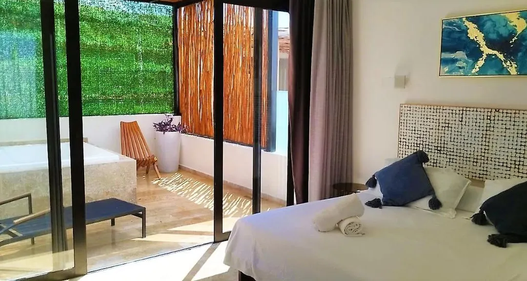 Luxurious And New 2 Bedroom Apartment With Private Jacuzzi-1