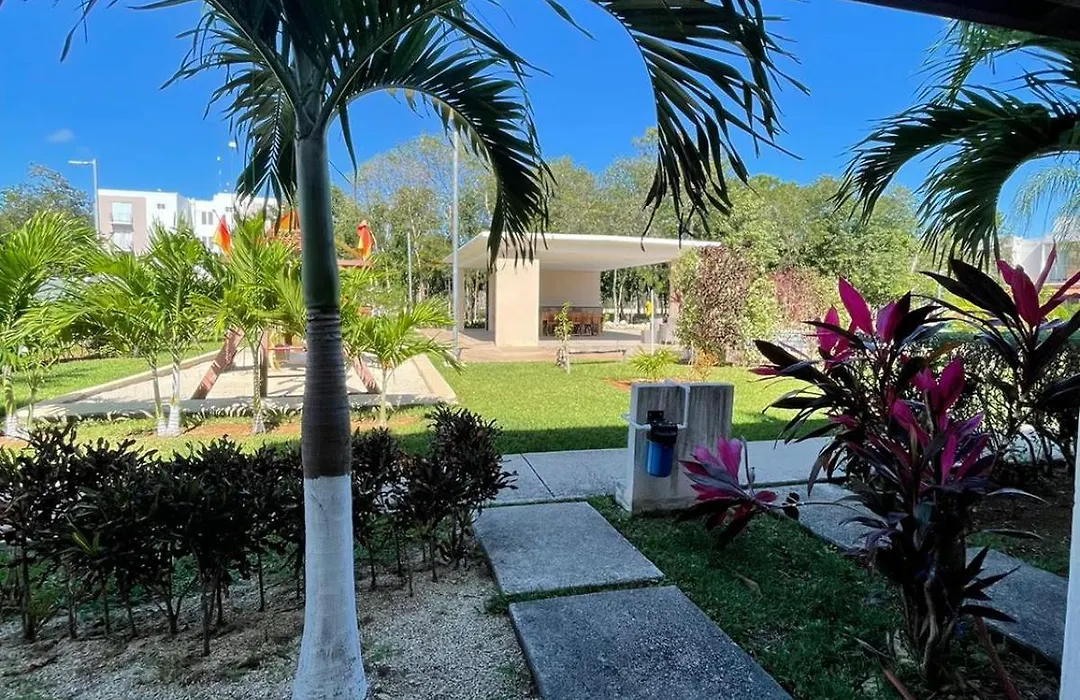 Villa Familiar En Playa Del Carmen Con Alberca-1