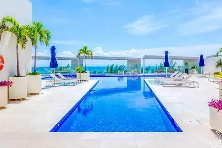 Luxury Escape Best Street In Playa Rooftop Pool-1