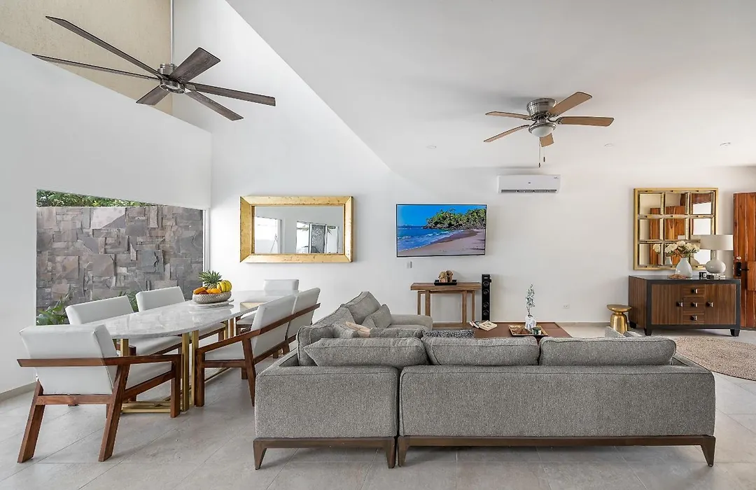 5 Bedroom Luxury Villa Sevilla Your House In Playa Del Carmen-1