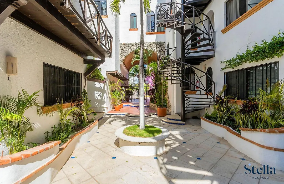 Condos 1Blk To 5Th Ave And Mamitas Beach, Tranquil Location-1