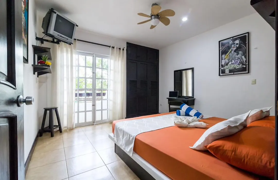 Katrina Double Balcony Apartment 5Th Avenue-1
