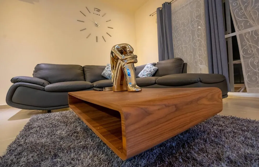 Luxury Apartment With Poll-1