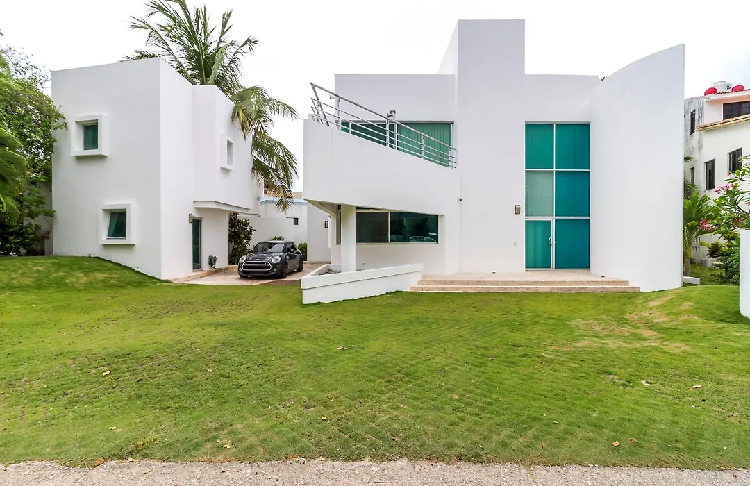 White House By Vimex-1