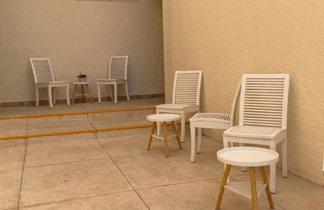 Luciana Hotel & Beach Club-1