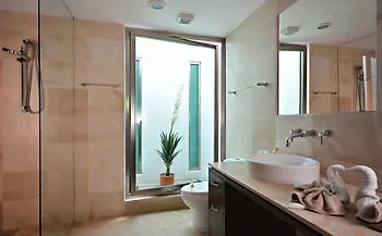 Via 38 Condo Boutique-1