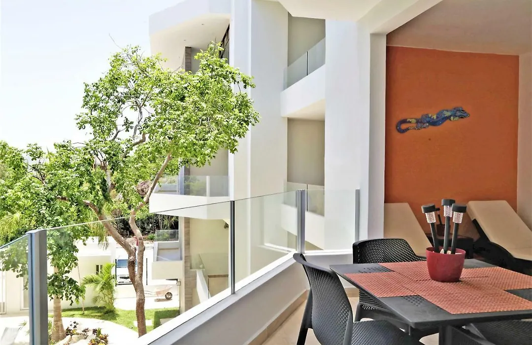 Condo El Cielo Saas Kib-1