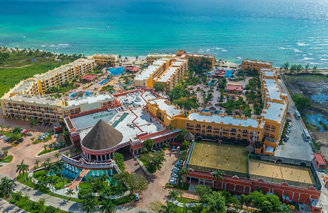 Royal Hacienda-1