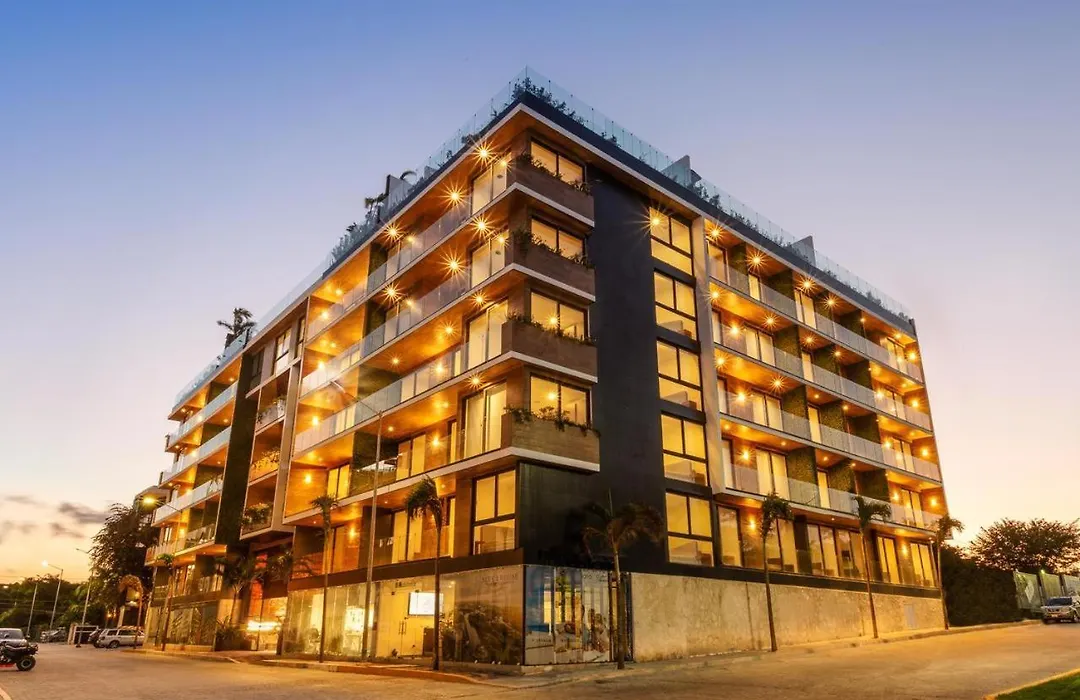 The Shore Residences Entre Quinta Av Y El Mar-1